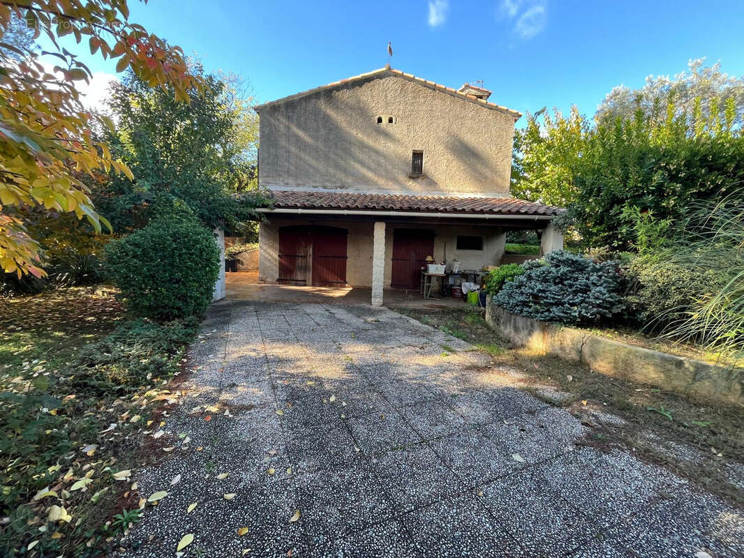 Maison à BOUC-BEL-AIR