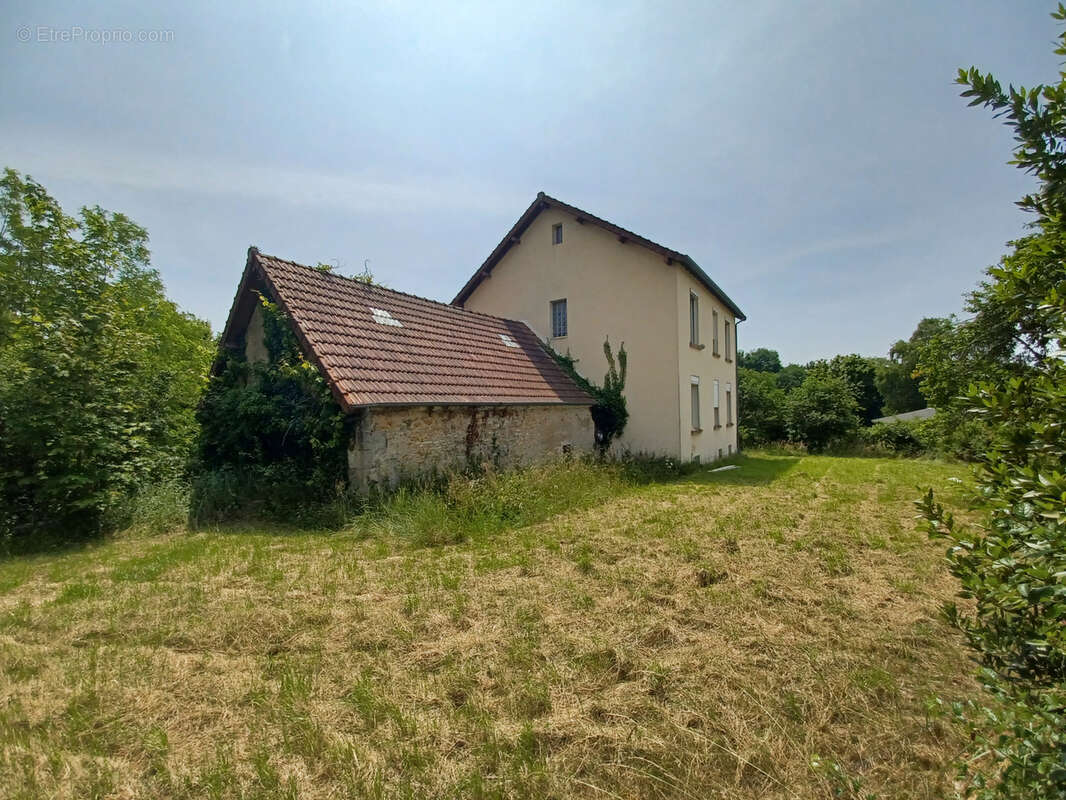 Maison à LA CHARITE-SUR-LOIRE