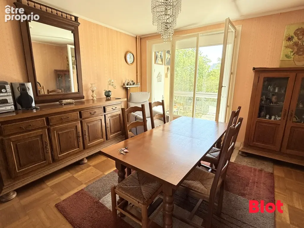 Appartement 4 pièces 63 m² à vendre à Rennes (35200) - photo 4