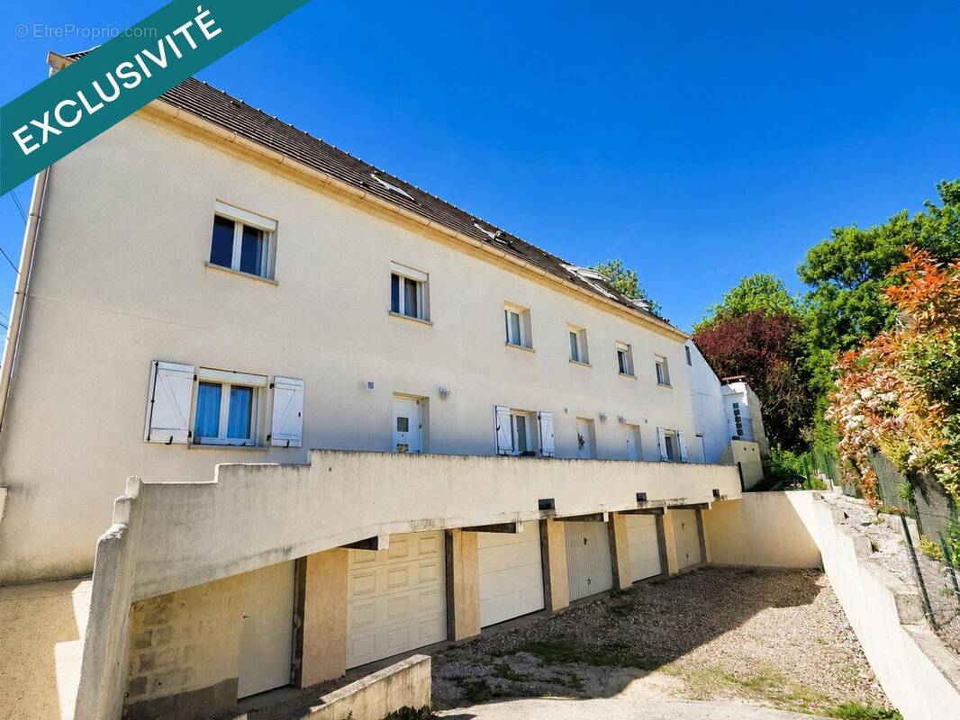 Photo 1 - Appartement à MARGNY-LES-COMPIEGNE
