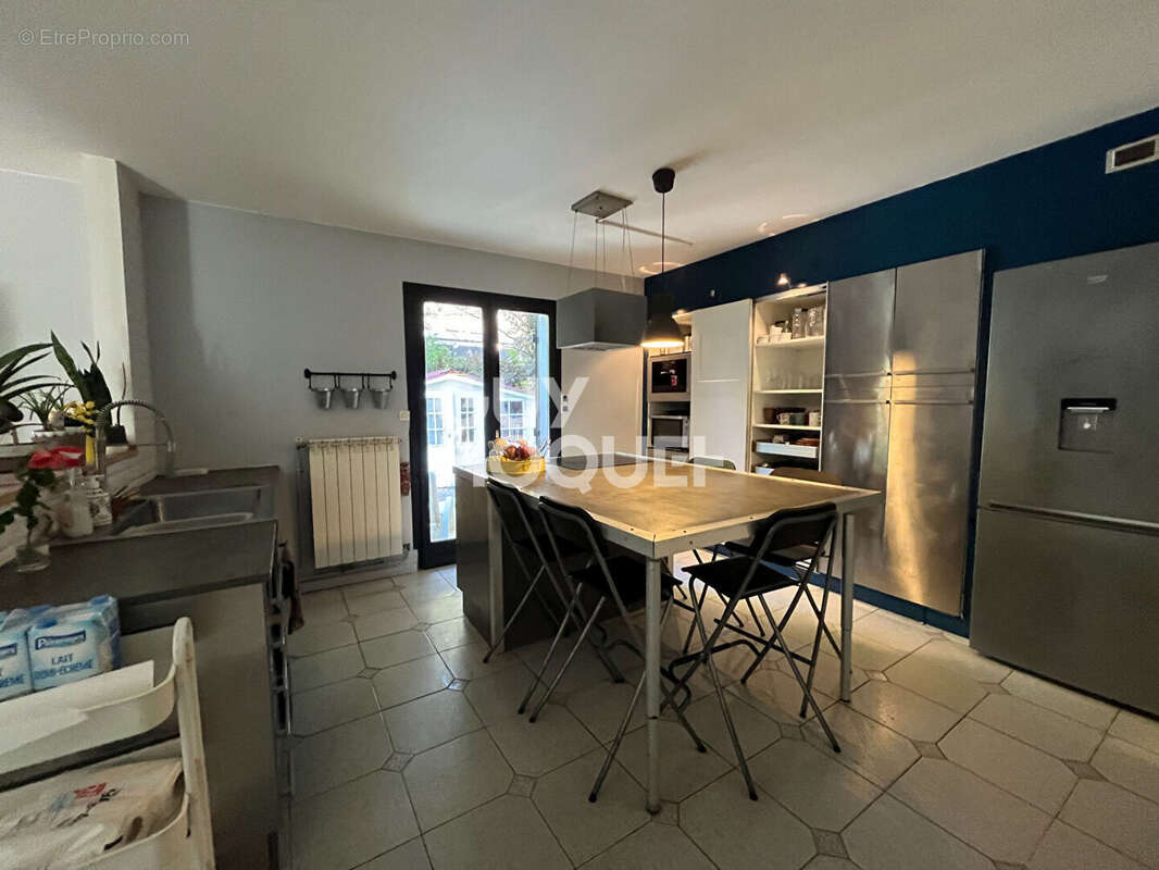 Maison à MALESHERBES