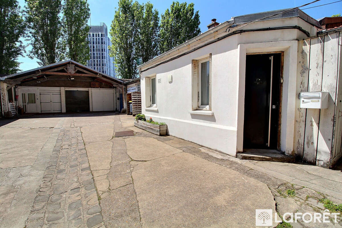 Maison à LA GARENNE-COLOMBES
