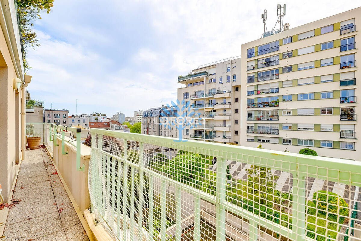 Appartement à PARIS-20E