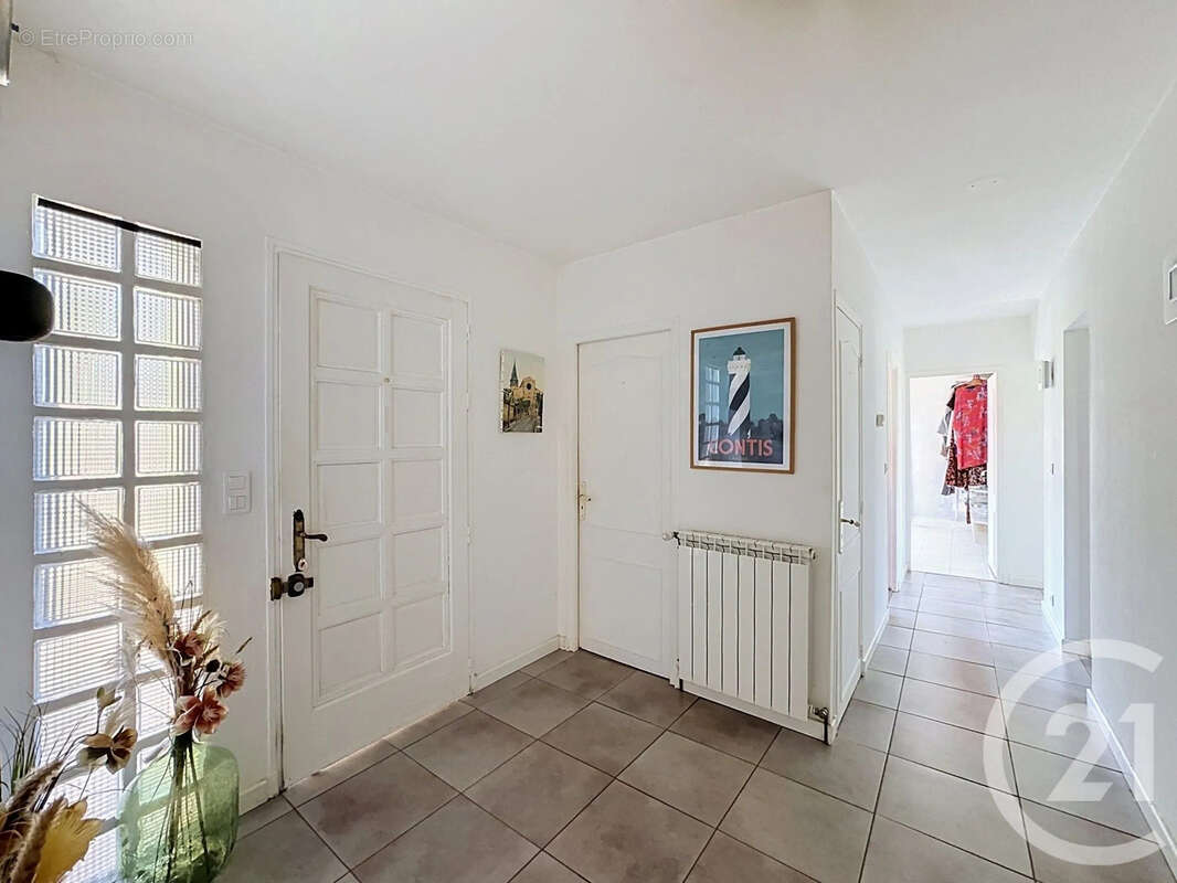 Maison 124 m² à Barran  - photo 8