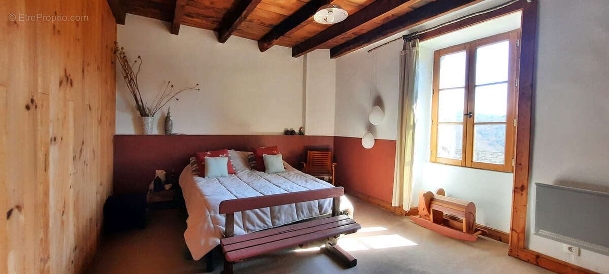 Maison à CROS-DE-RONESQUE