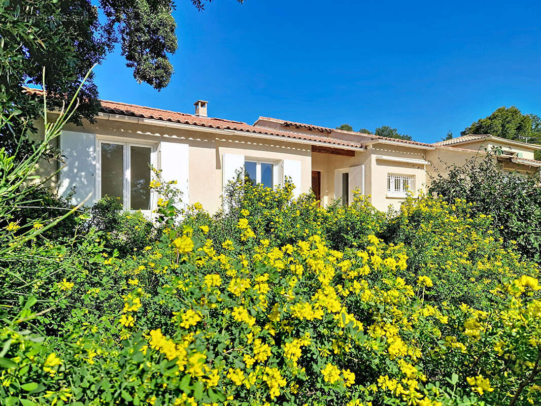 Maison à LES ANGLES