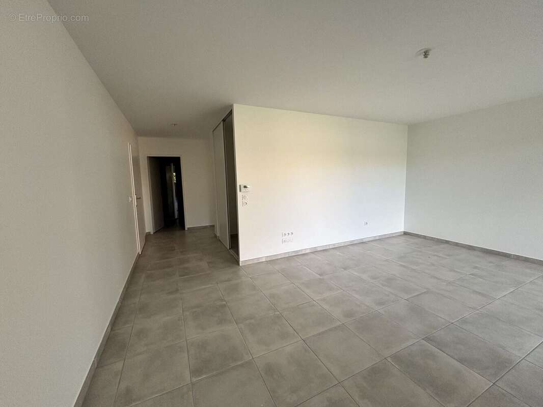Appartement 82 m² à Chatillon-Saint-Jean  - photo 6
