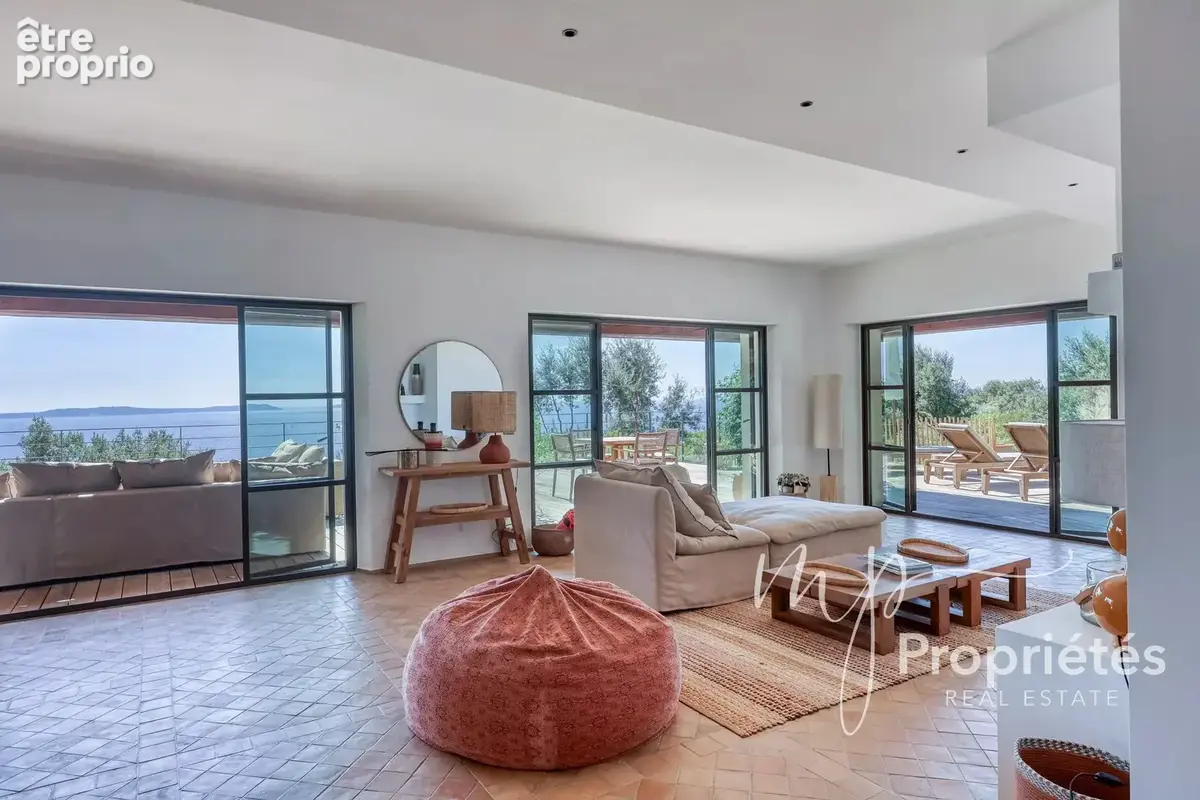EXCLUSIVITE - Propriété d'exception 9 pièces - photo 16