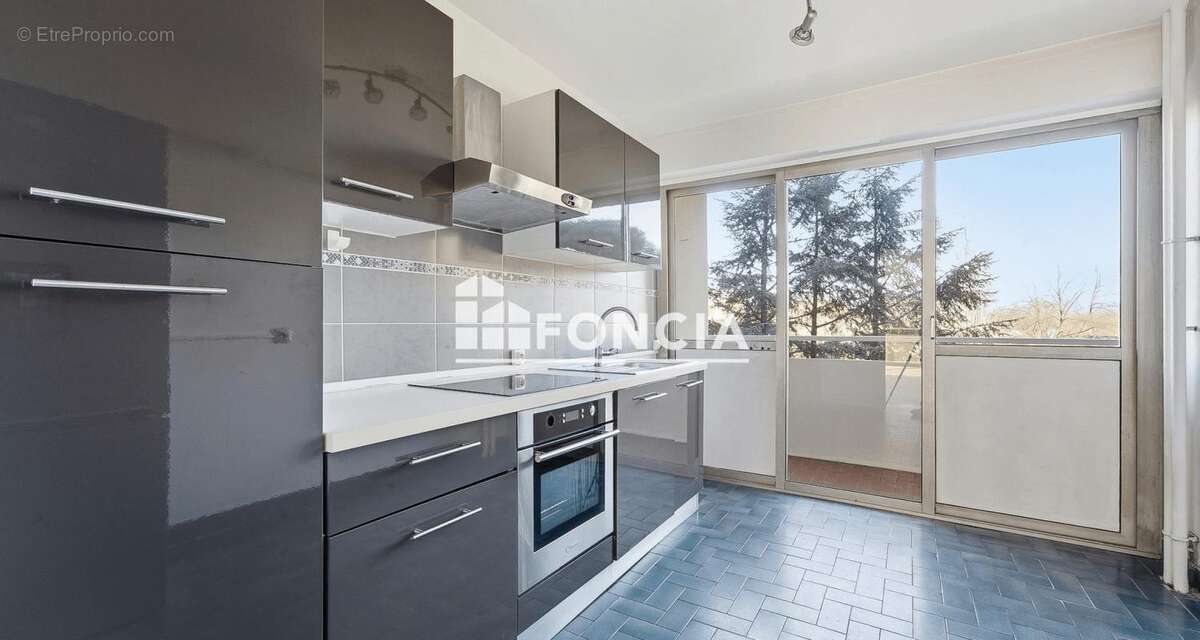 Appartement à MANDELIEU-LA-NAPOULE