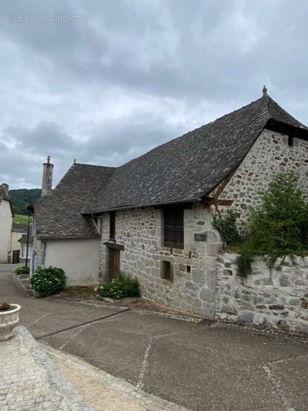 Maison à JUNHAC