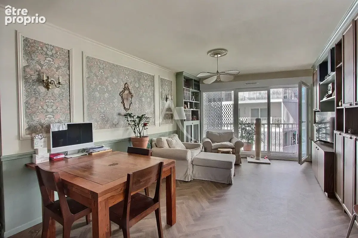 Appartement à CLICHY