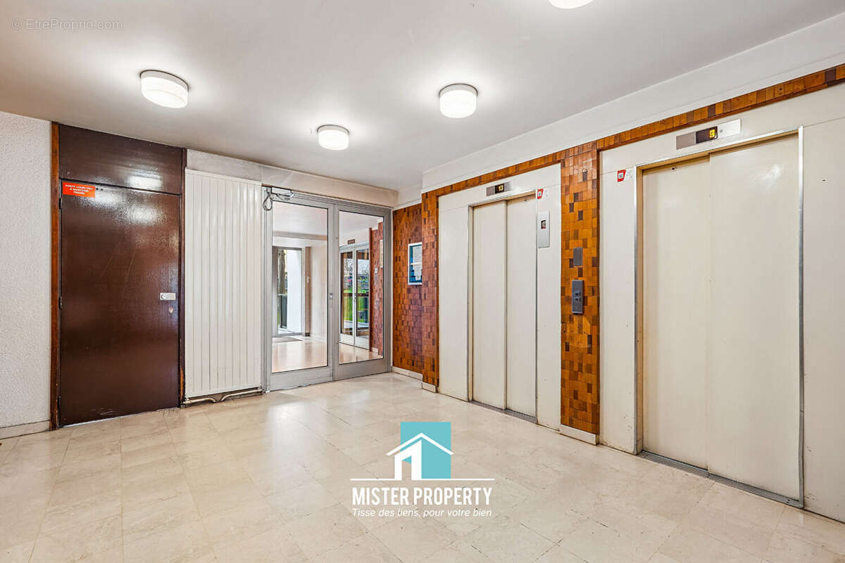 Appartement à LEVALLOIS-PERRET