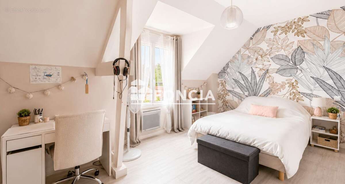 Maison contemporaine de 205 m² à Saint-Règle – À proximité immédiate d'Amboise - photo 9