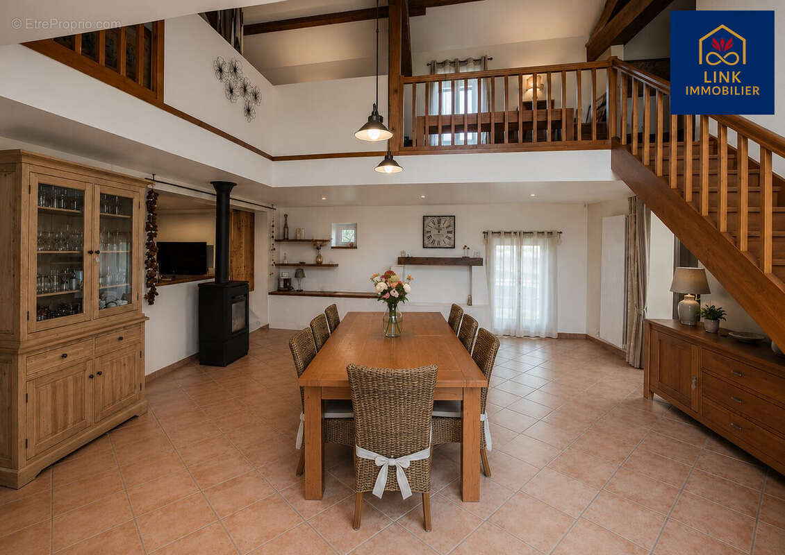 salle à manger 34,5m²