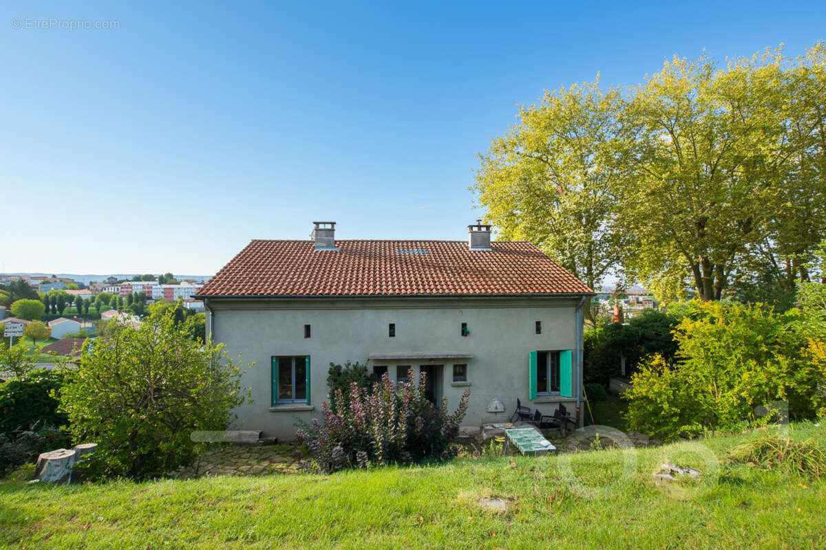 Maison à PUYLAURENS