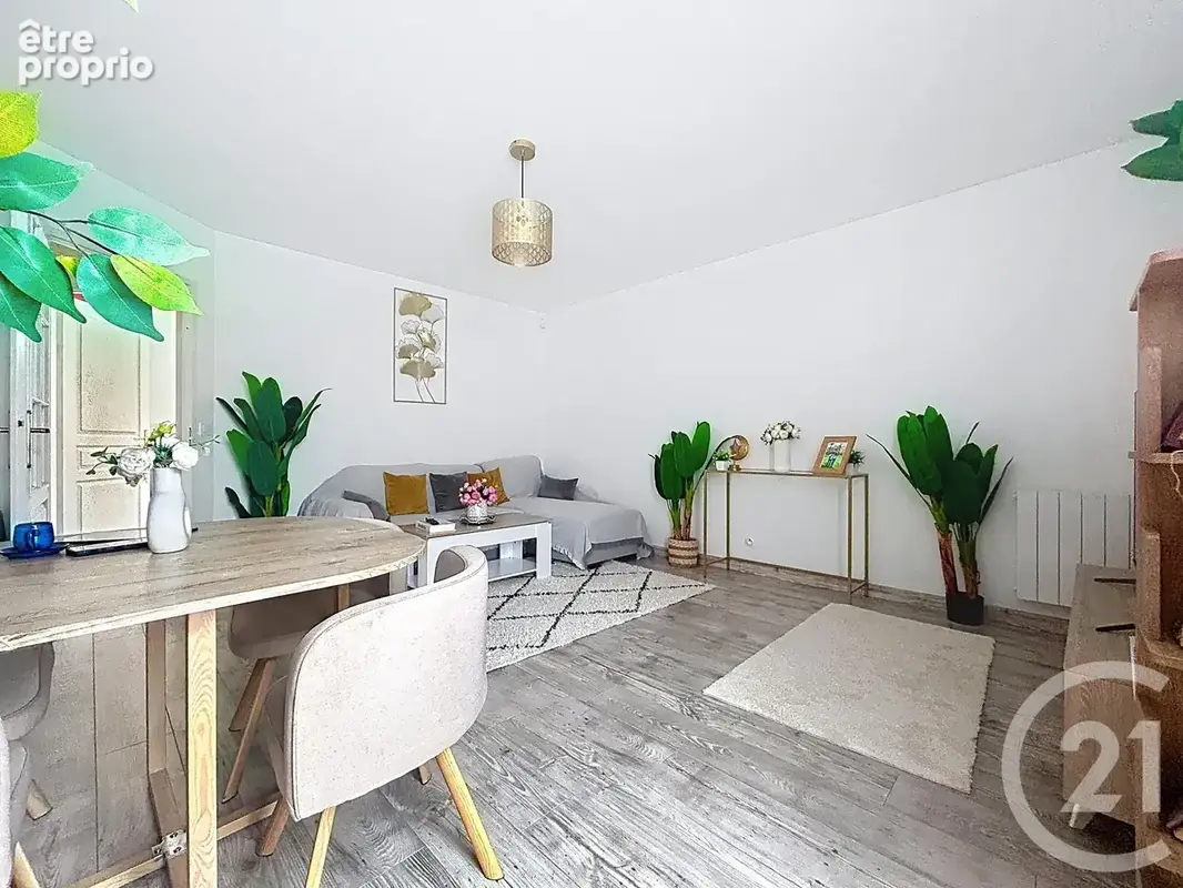 Appartement 3 pièces 62 m² à vendre à Melun (77000) - photo 2