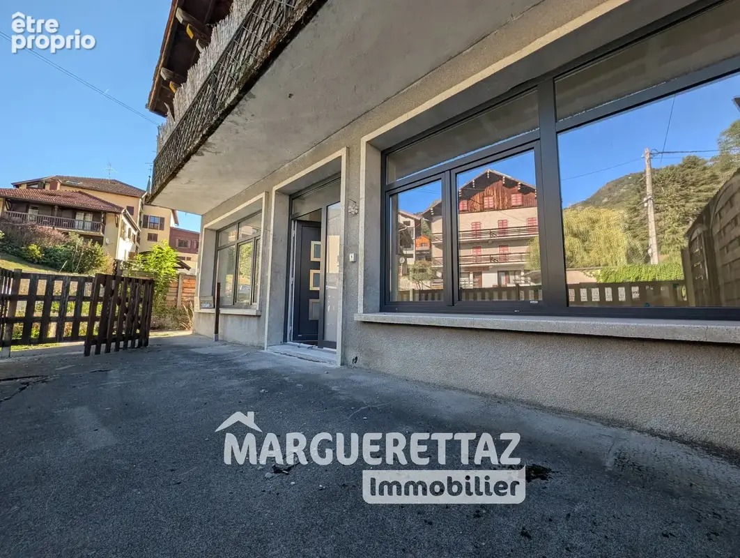 Appartement à ONNION