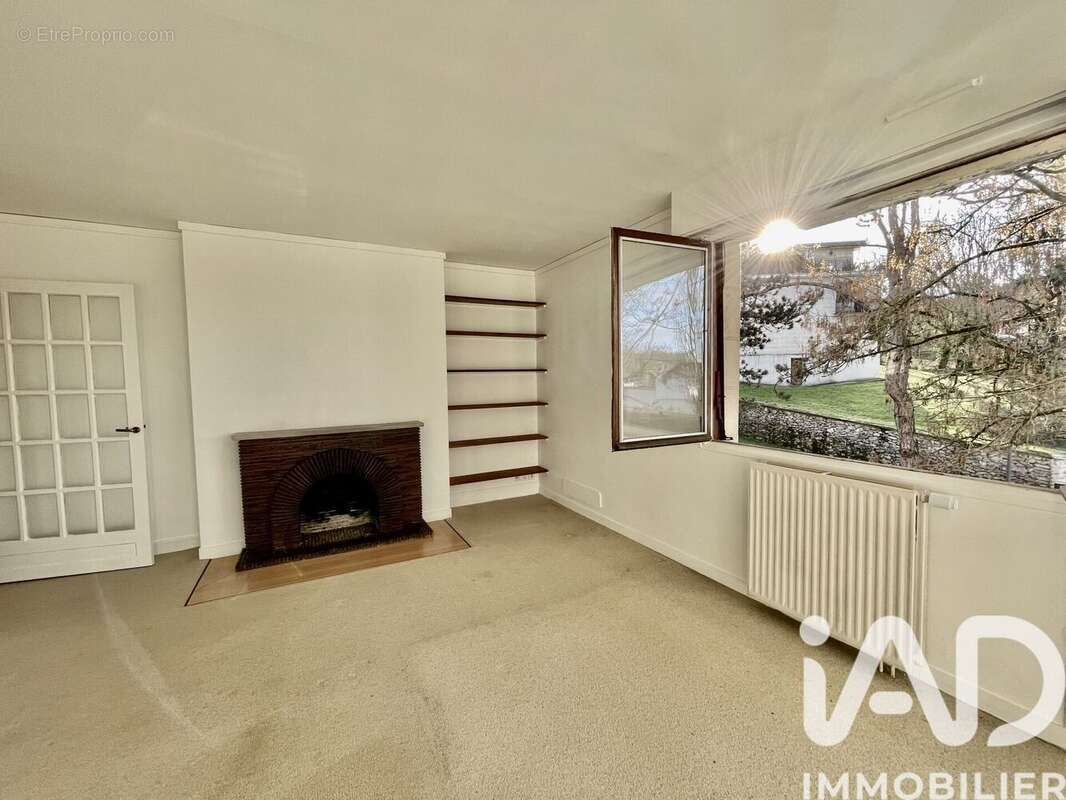 Photo 2 - Appartement à ETIOLLES