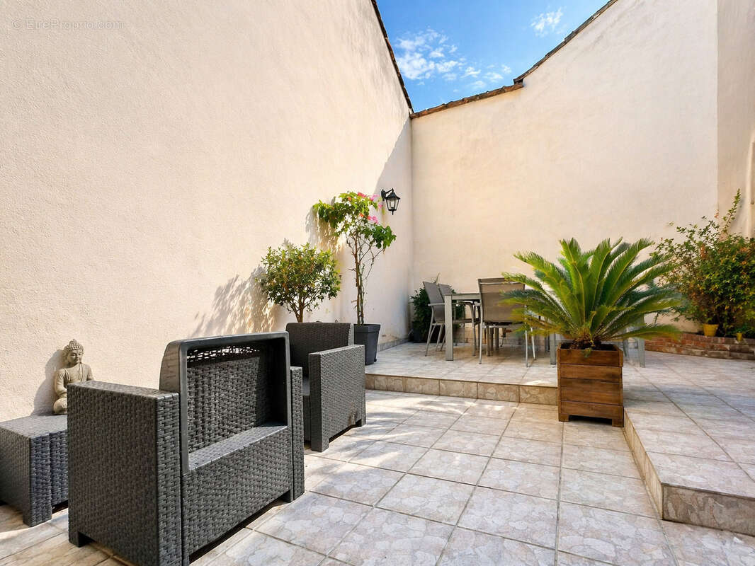 Maison à LORREZ-LE-BOCAGE-PREAUX