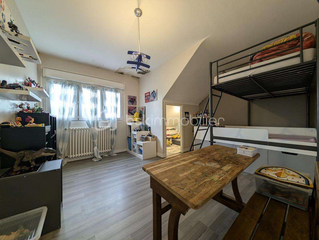 Maison à TOURLAVILLE