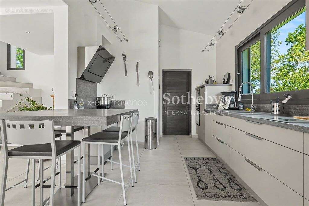 Maison à AIX-EN-PROVENCE