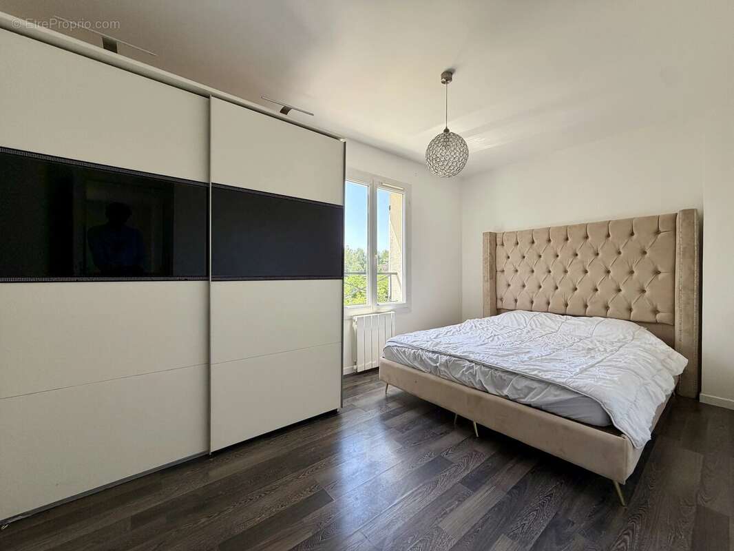 Maison Plateau Est - 7 pièces sur terrain de plus de 1000 m² ! - photo 11