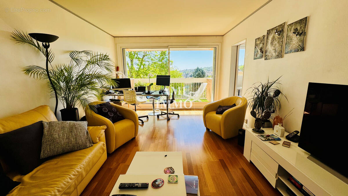 Appartement à IGNY