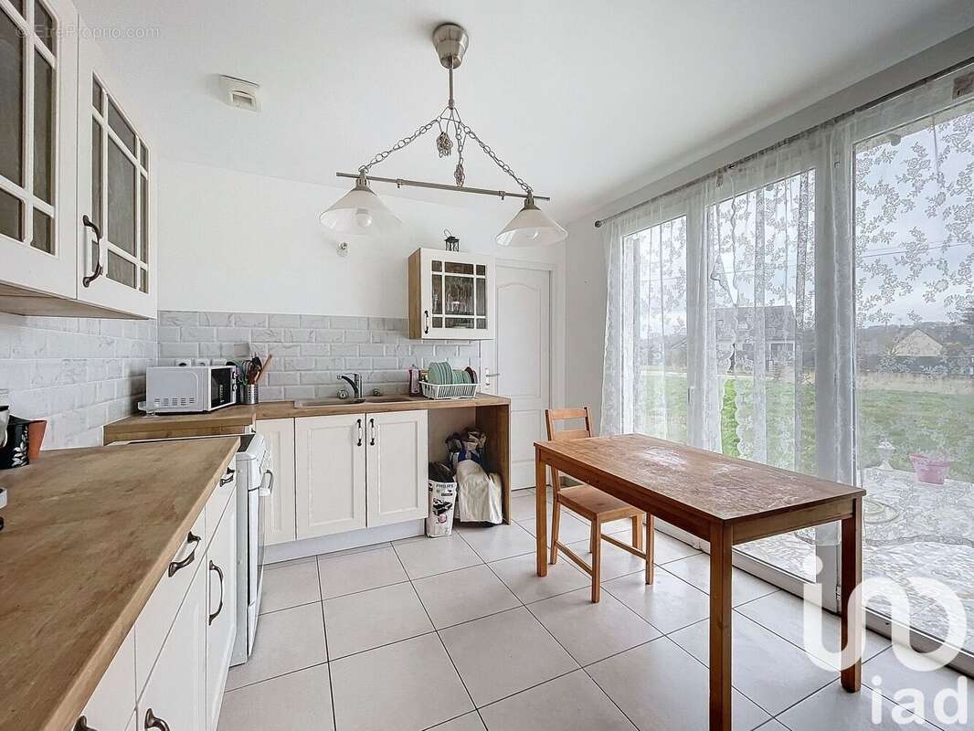 Photo 2 - Maison à LONGNES