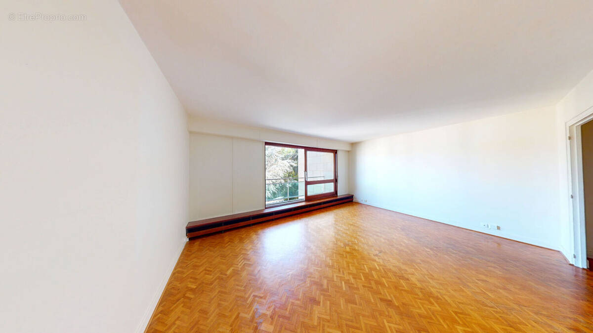 Appartement à LOUVECIENNES