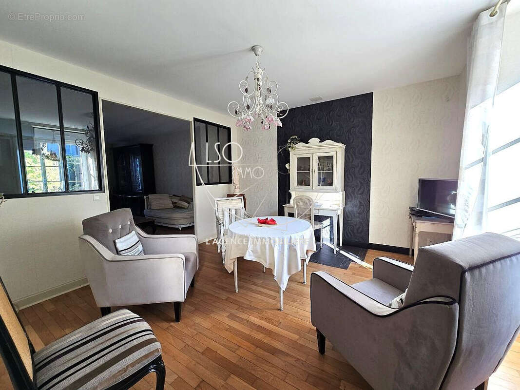 Maison à BREUIL-BARRET