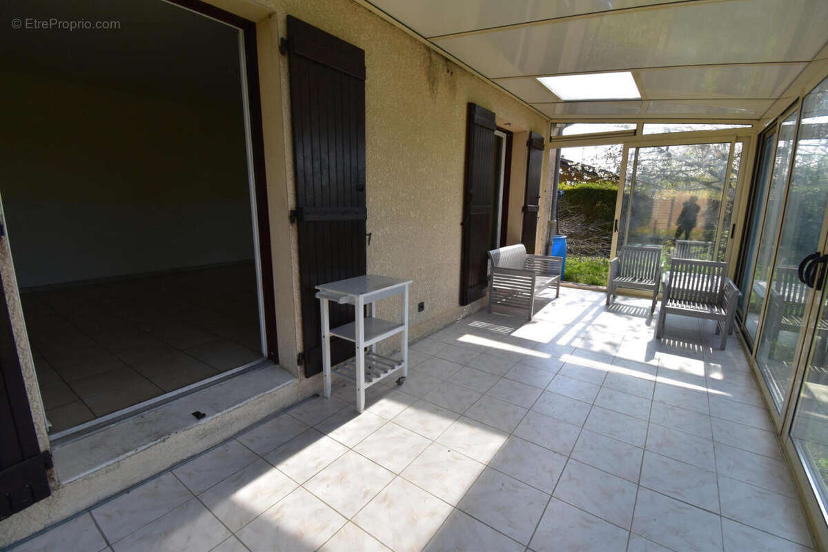 DSC_0023 - Maison à RUELLE-SUR-TOUVRE