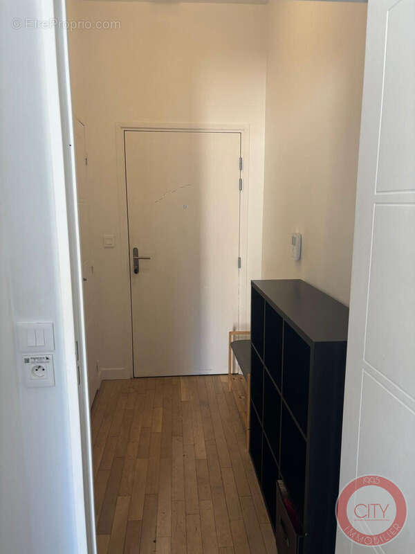 Appartement à PARIS-19E