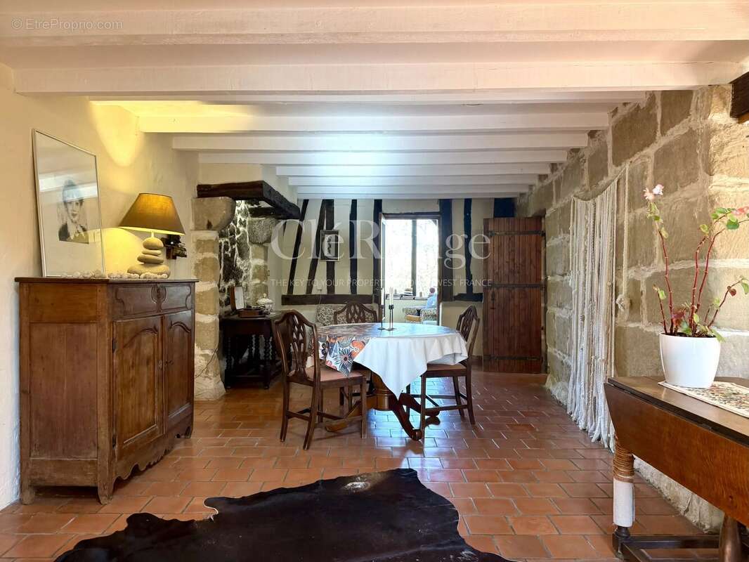 Maison à EYMET