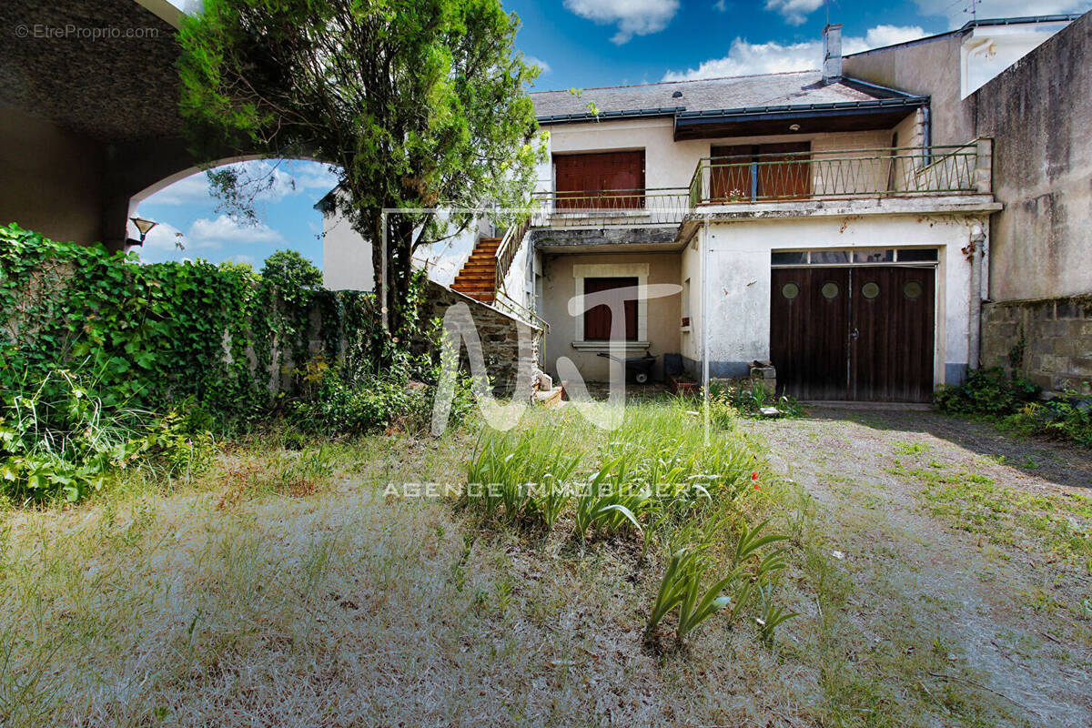 Maison à MURS-ERIGNE
