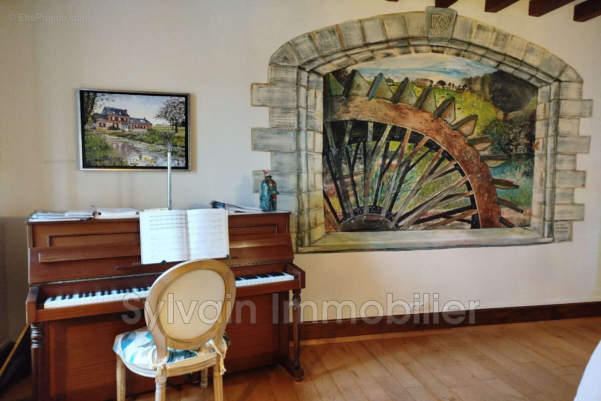 Maison à NEUFCHATEL-EN-BRAY