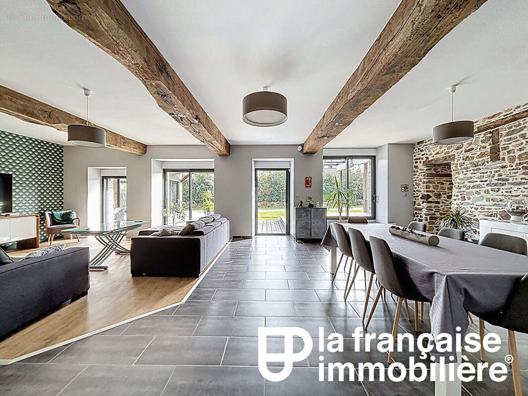 Maison à CHATEAUGIRON