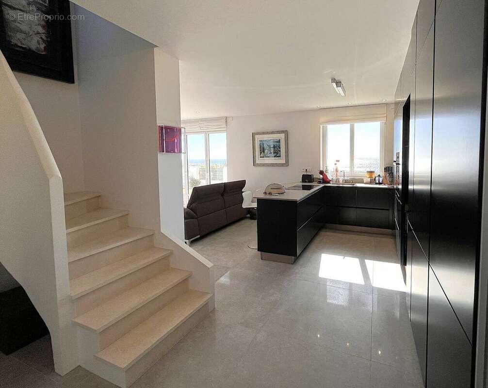 Maison à LE POULIGUEN