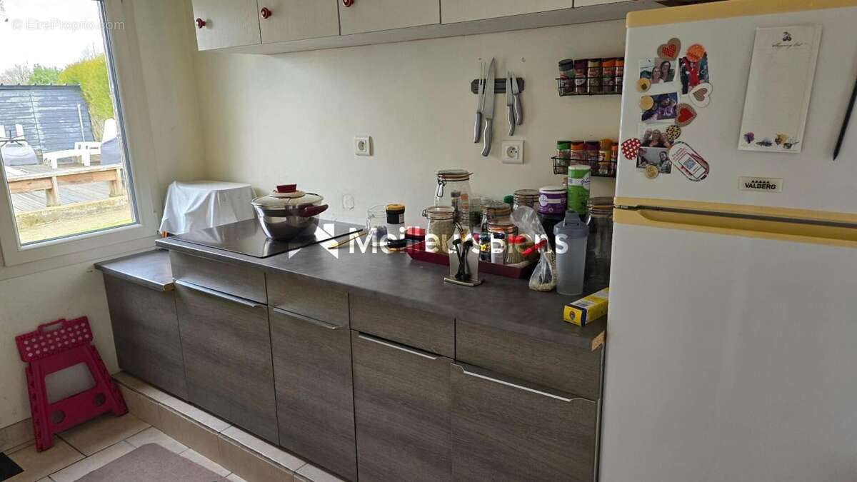 Maison en pierre, 140m²,  4 chambres - photo 7