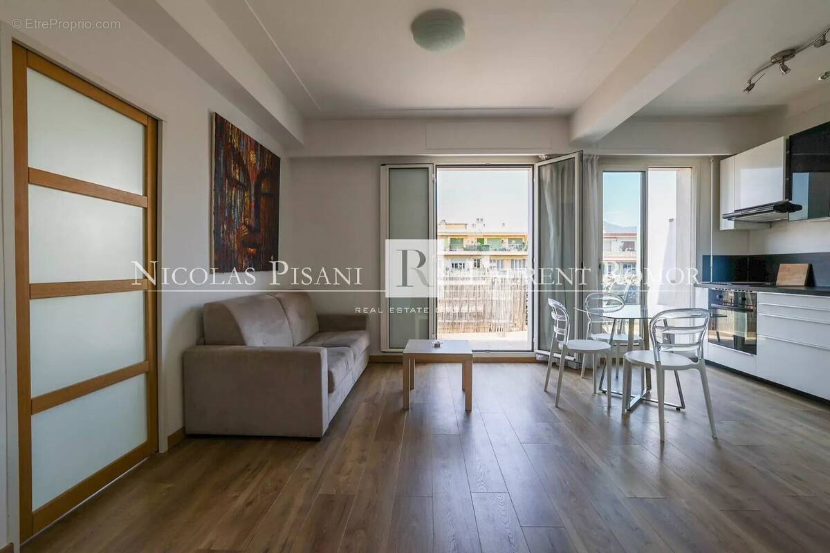 Appartement à NICE