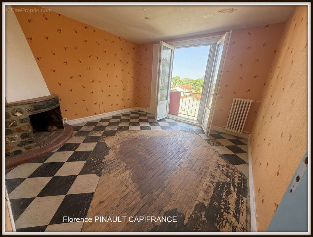 Appartement à vendre 4 pièces LANNEMEZAN (65) - photo 2