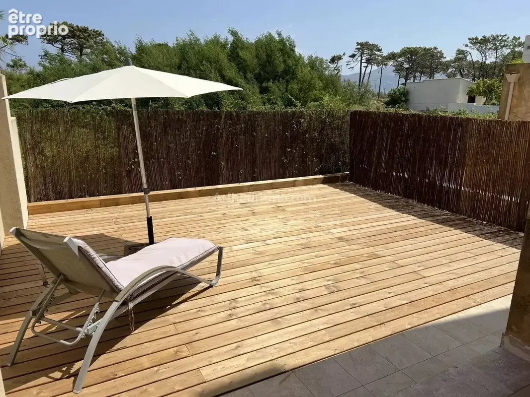 Appartement à CALVI