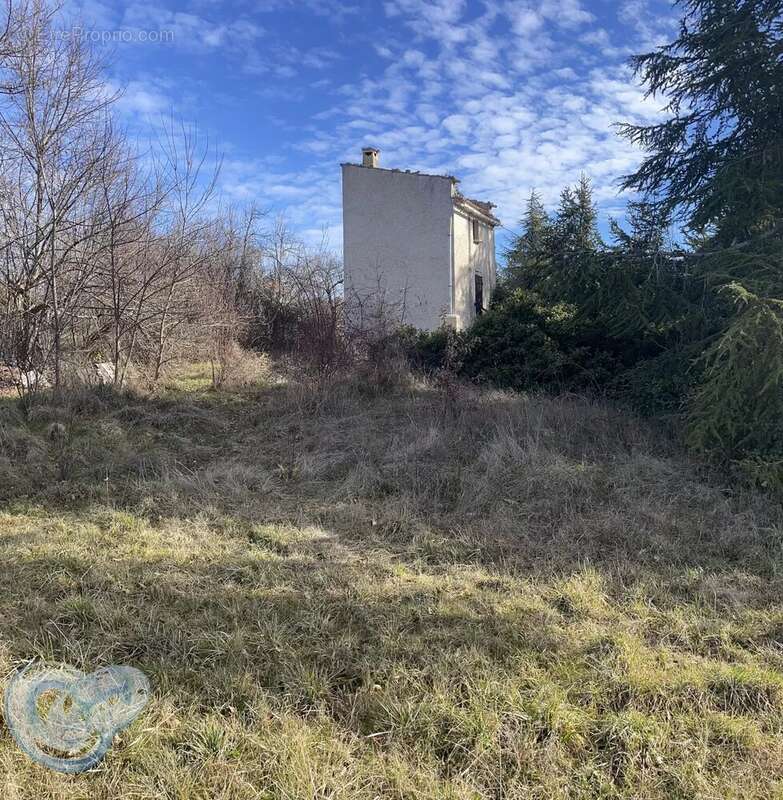 Terrain à REVEST-DU-BION