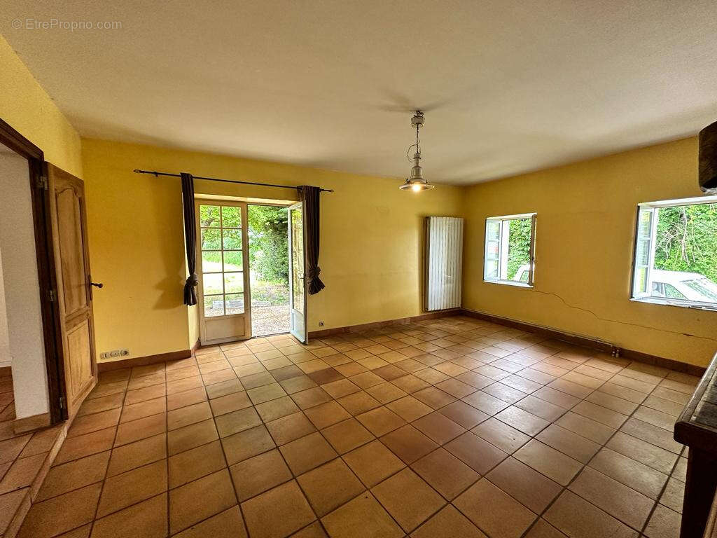 Maison à SAINT-DIZANT-DU-BOIS