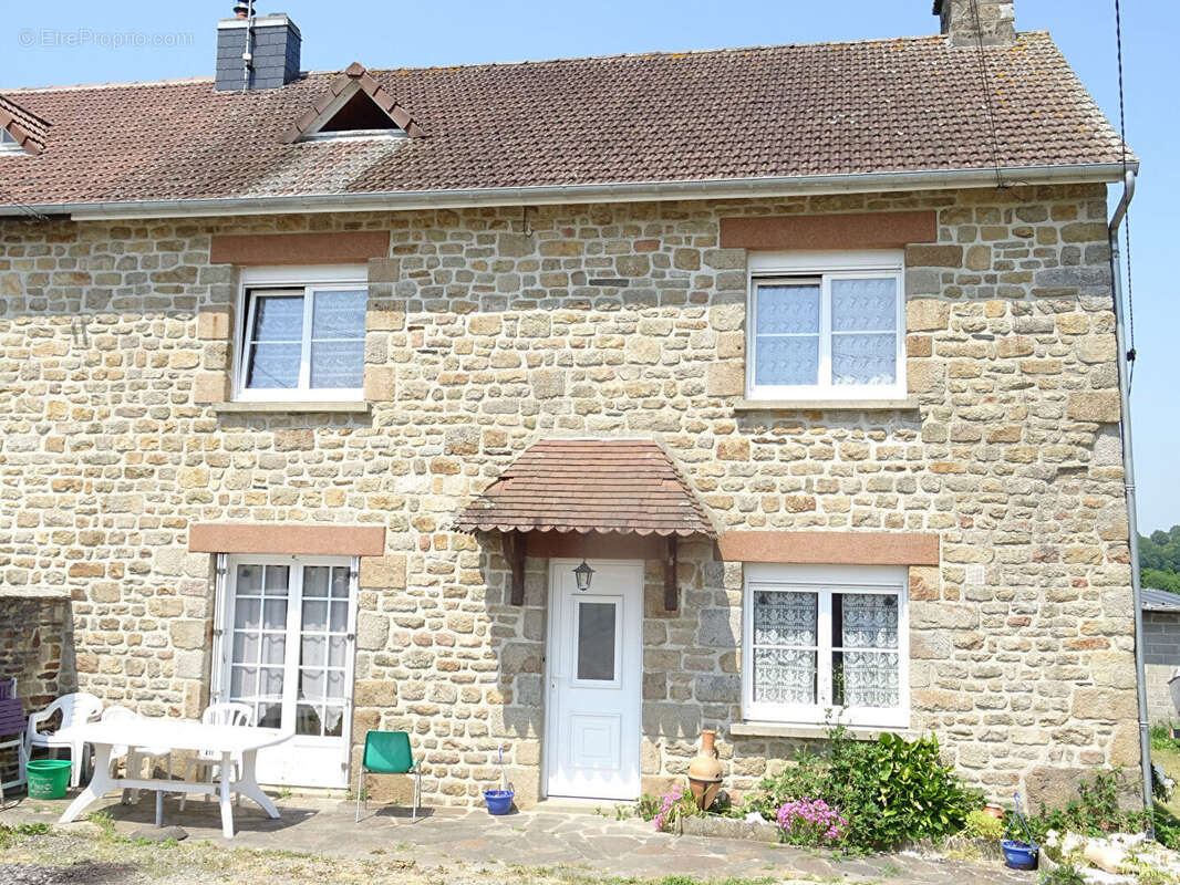 Maison à SOURDEVAL