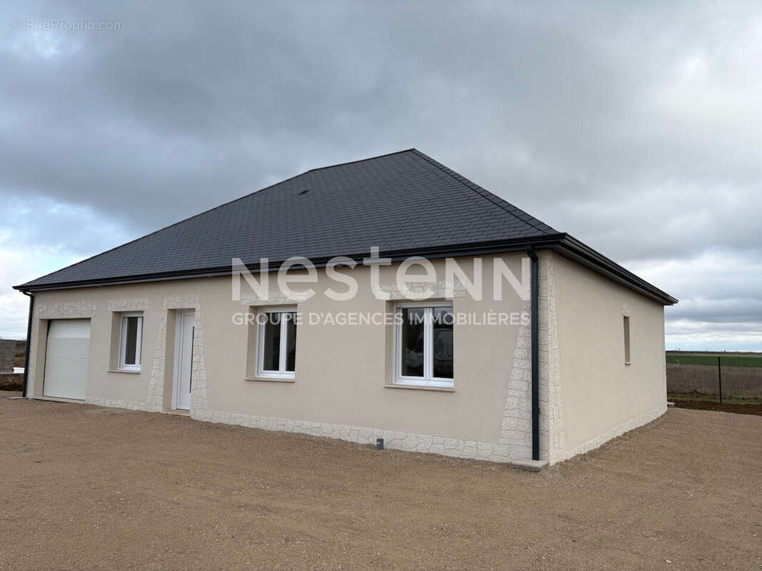 Maison à JOSNES