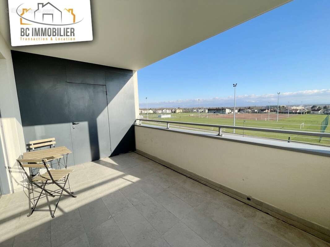 Appartement à CESSY