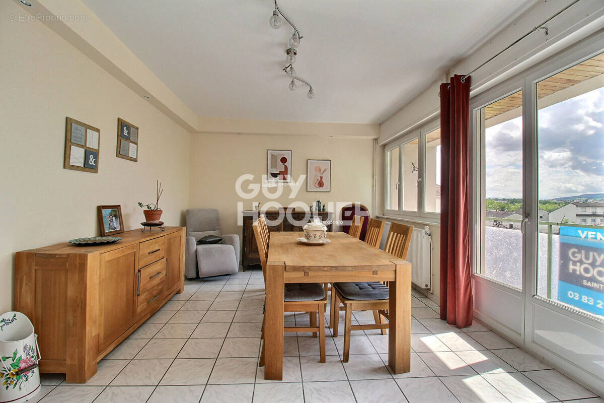 Appartement à TOMBLAINE