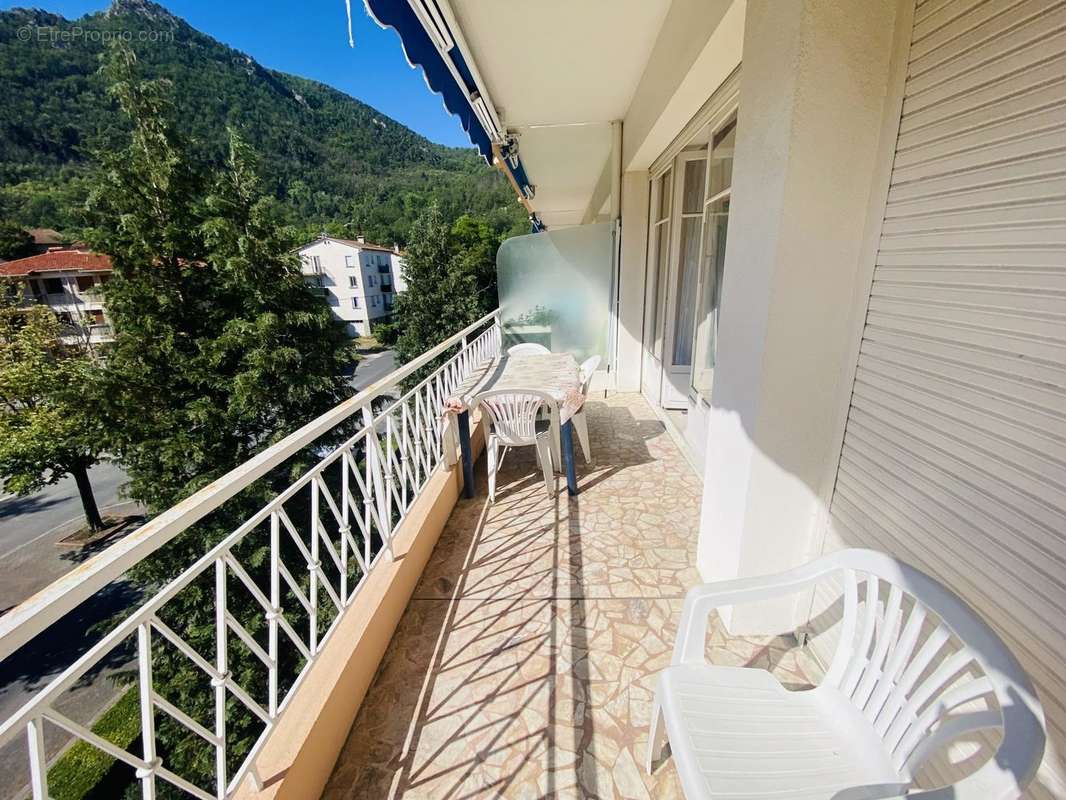 terrasse arrière - Appartement à VERNET-LES-BAINS