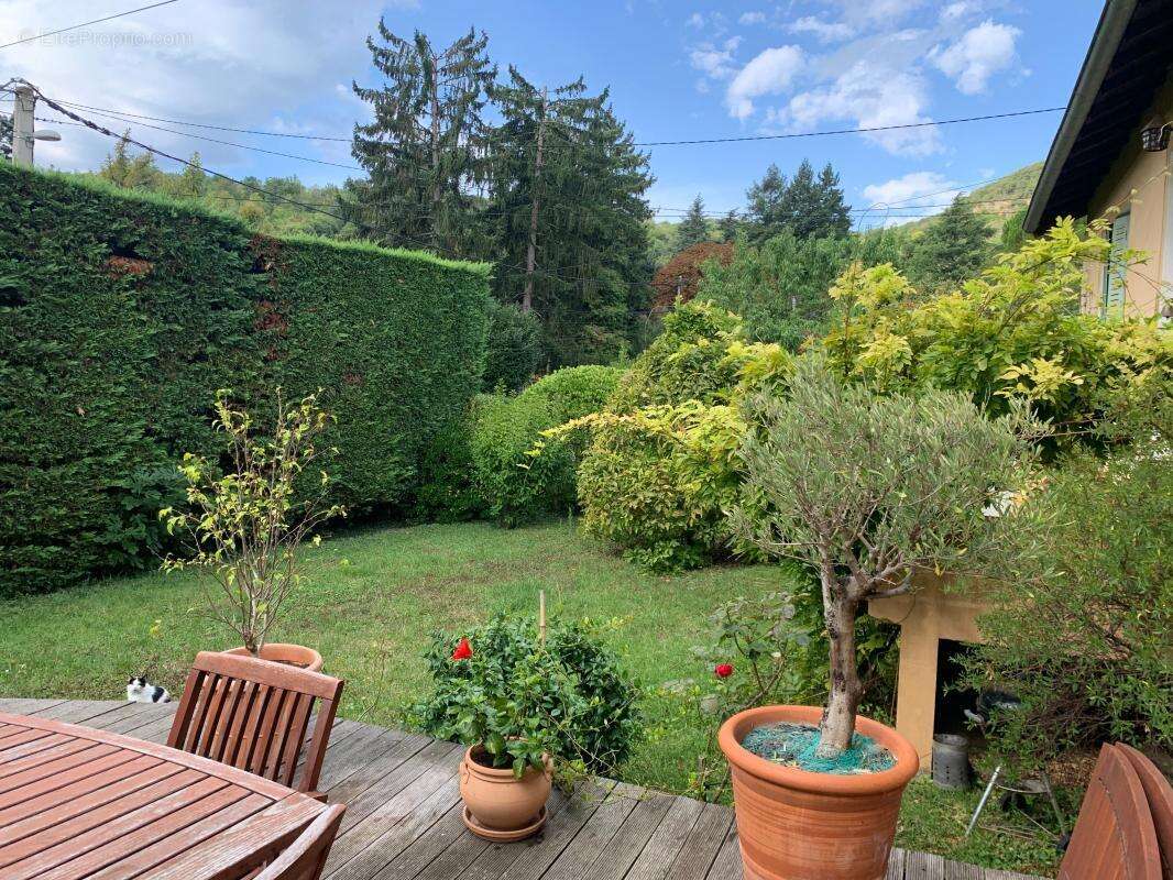 Maison à SAINT-ROMAIN-AU-MONT-D&#039;OR