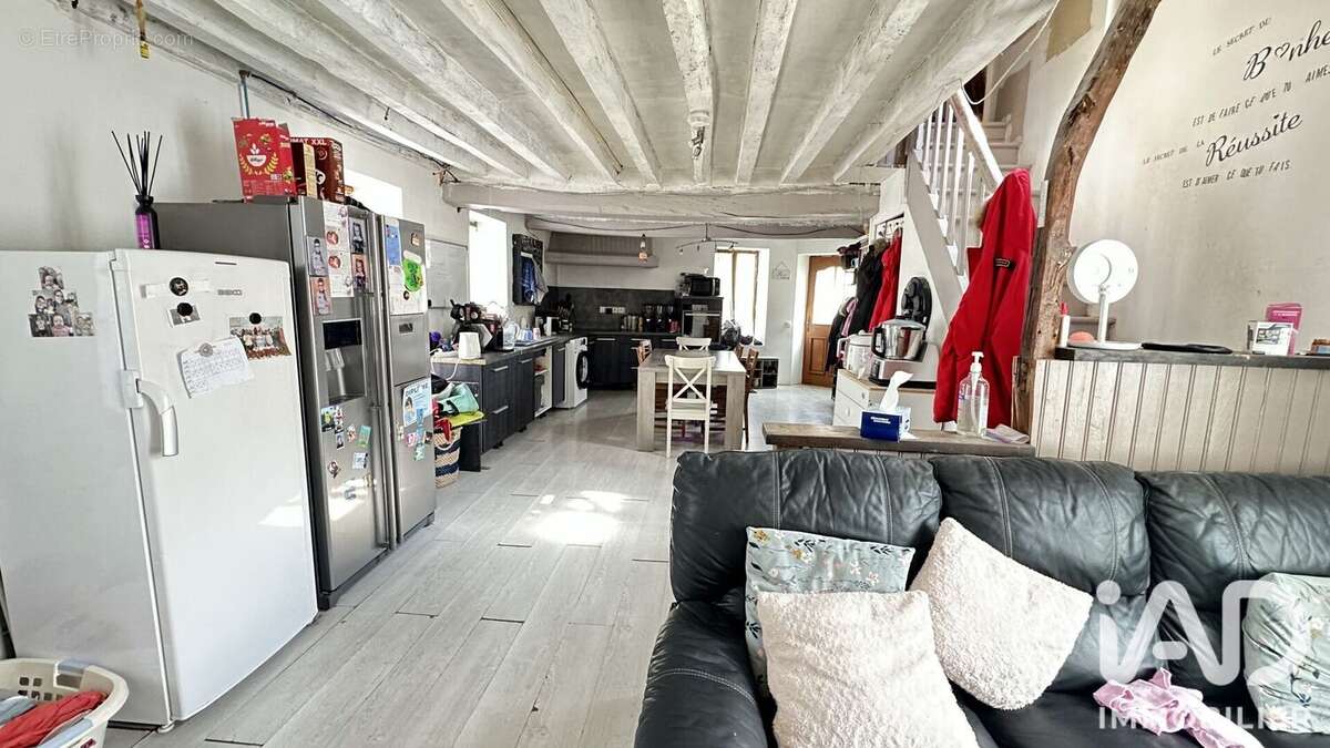 Maison 84 m² à Chateau-Landon  - photo 7